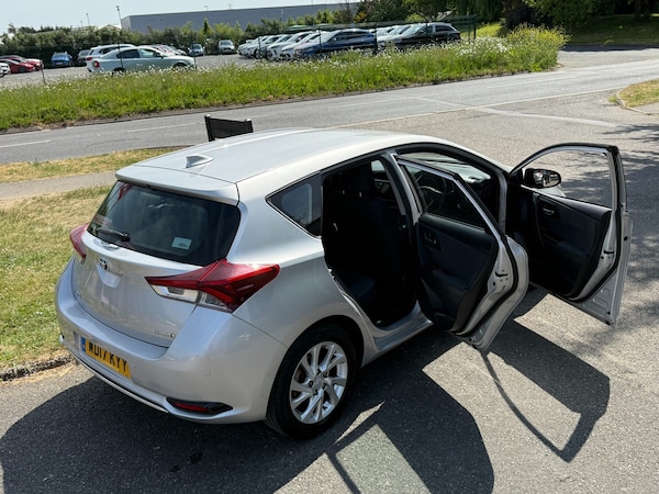 Used Toyota Auris 2017 for sale - 75422440: Photo 18