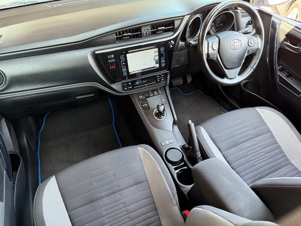 Used Toyota Auris 2017 for sale - 75422440: Photo 29