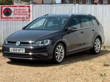 Used Volkswagen Golf 2019 for sale - 74962229: Photo