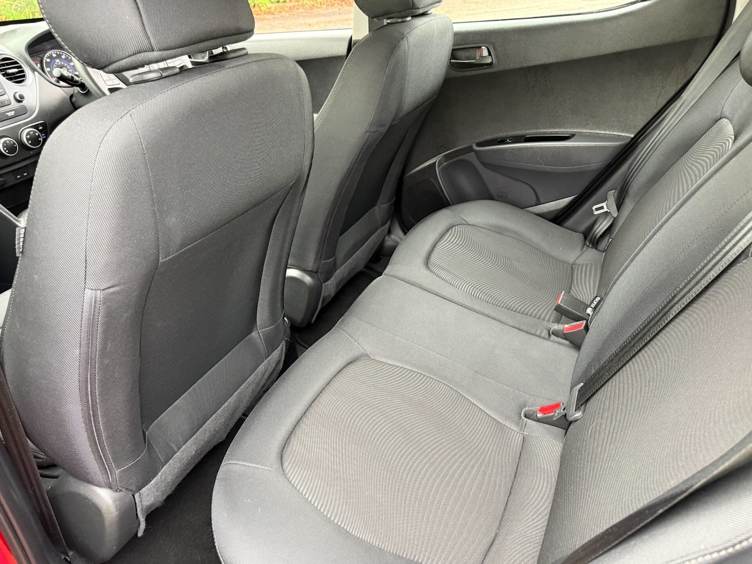 Used Hyundai i10 2017 for sale - 76969869: Photo 15