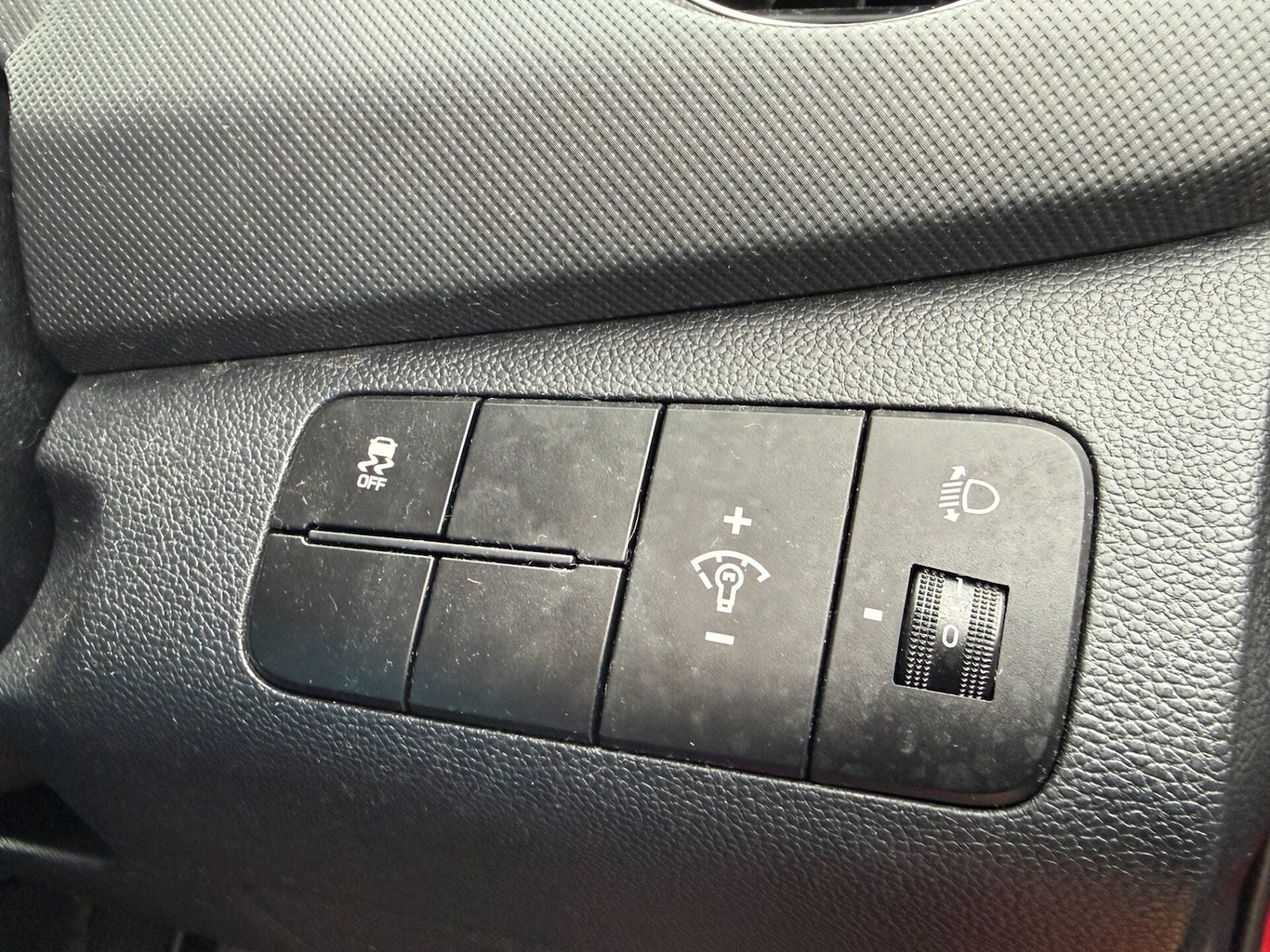 Used Hyundai i10 2017 for sale - 76969869: Photo 18