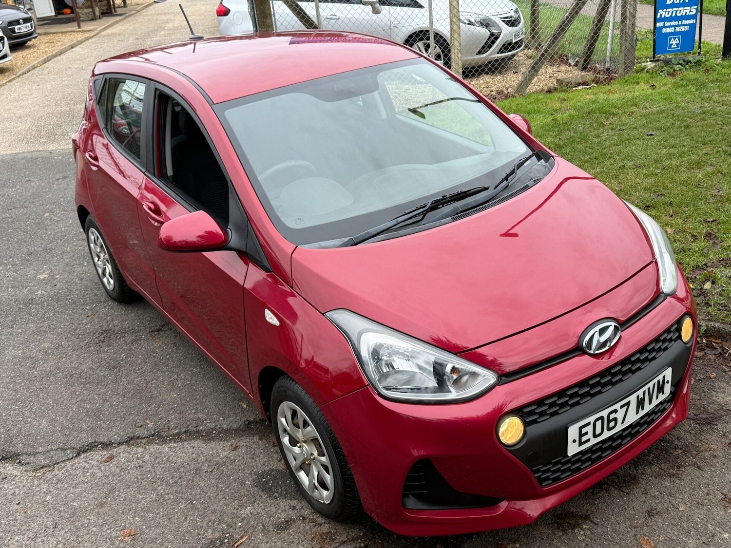 Used Hyundai i10 2017 for sale - 76969869: Photo 38