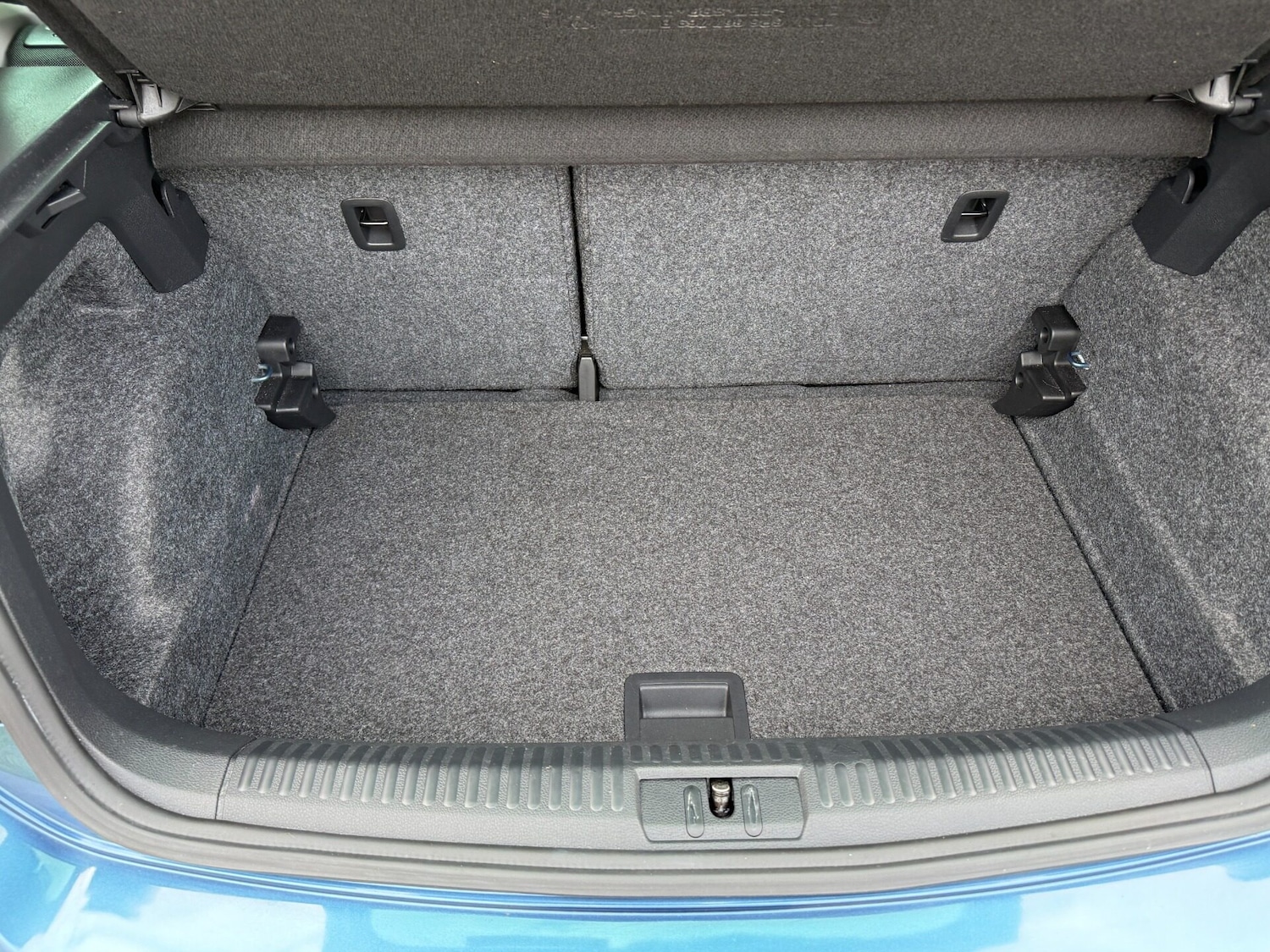 Used Volkswagen Polo 2016 for sale - 78080048: Photo 41