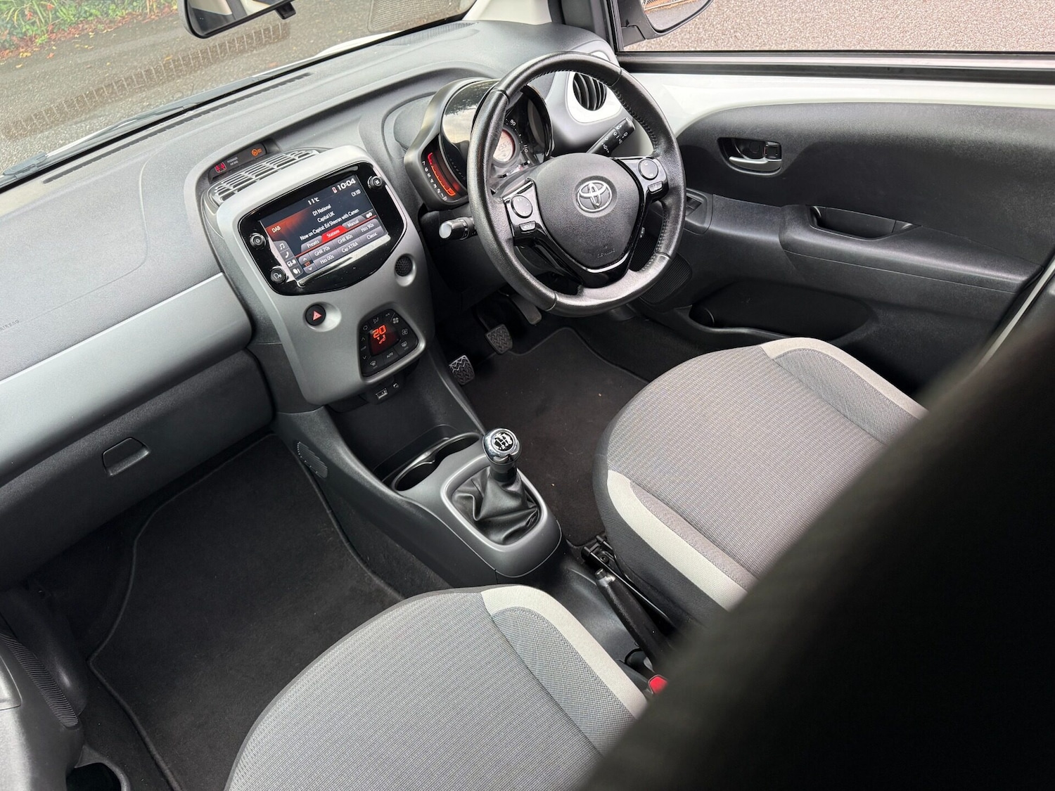 Used Toyota AYGO 2021 for sale - 76736544: Photo 28