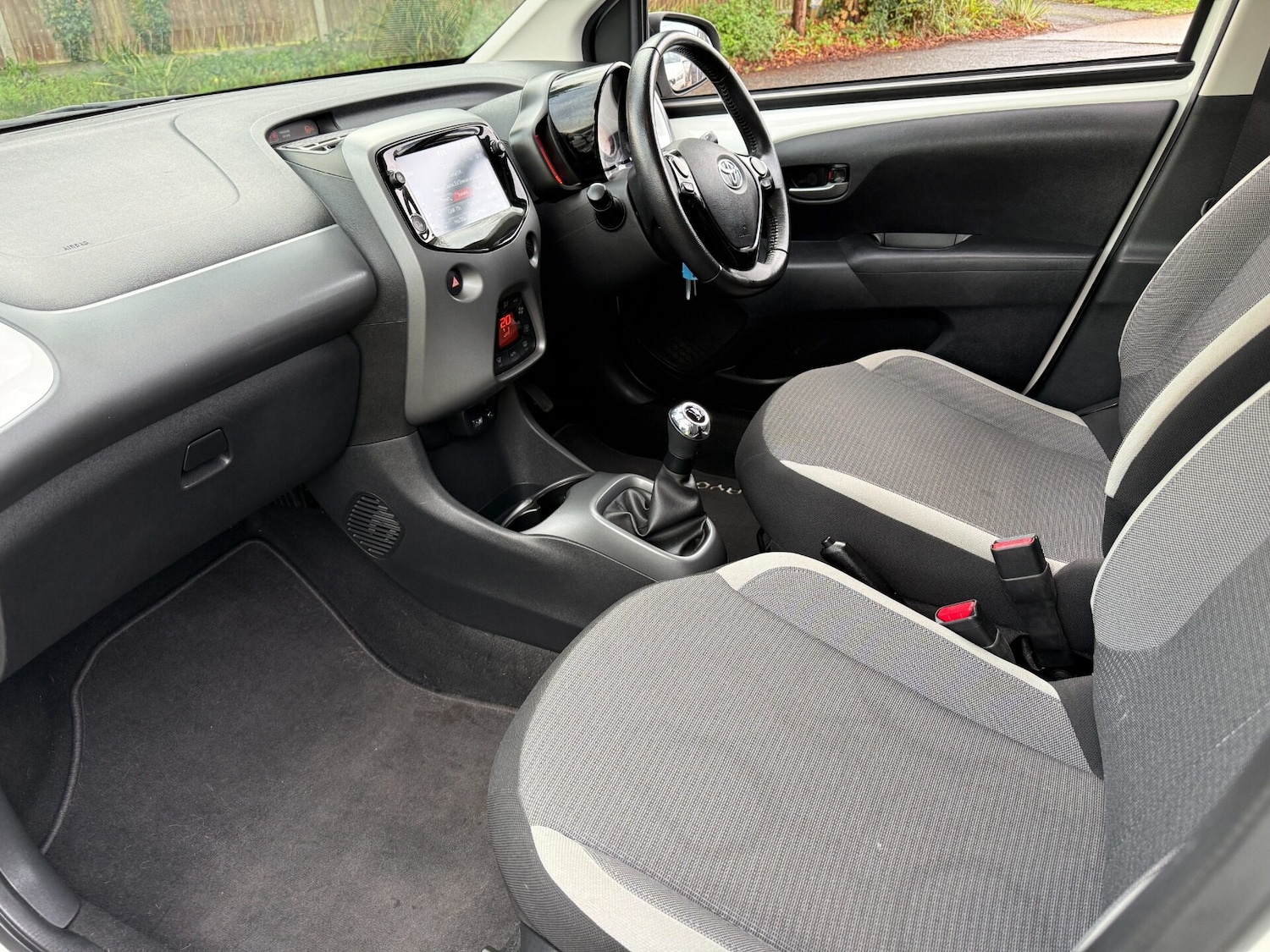 Used Toyota AYGO 2021 for sale - 76736544: Photo 30