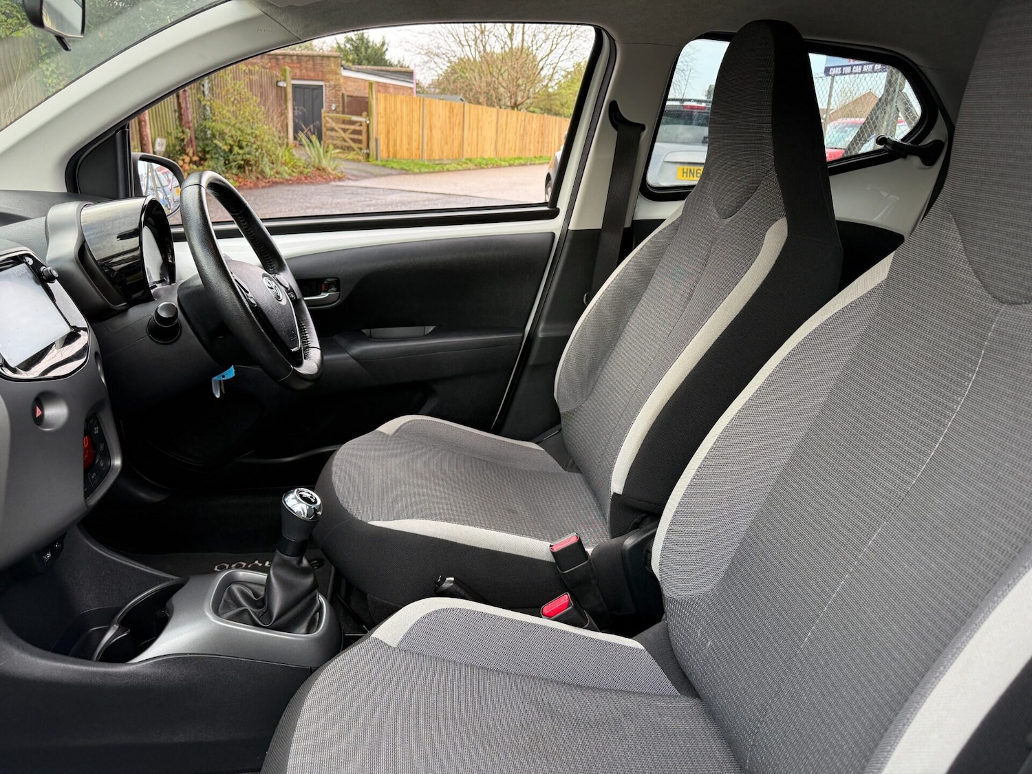 Used Toyota AYGO 2021 for sale - 76736544: Photo 32