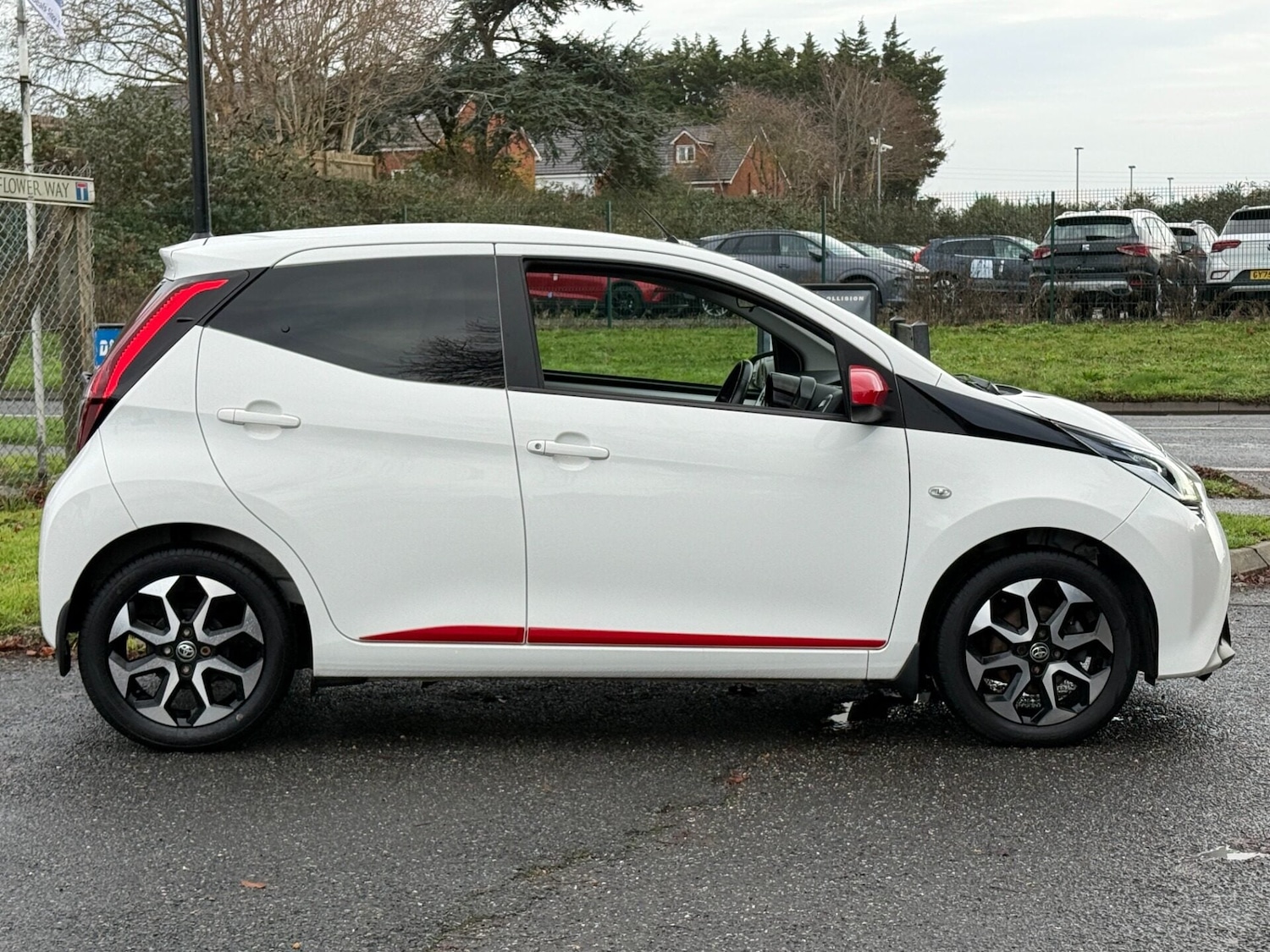 Used Toyota AYGO 2021 for sale - 76736544: Photo 4
