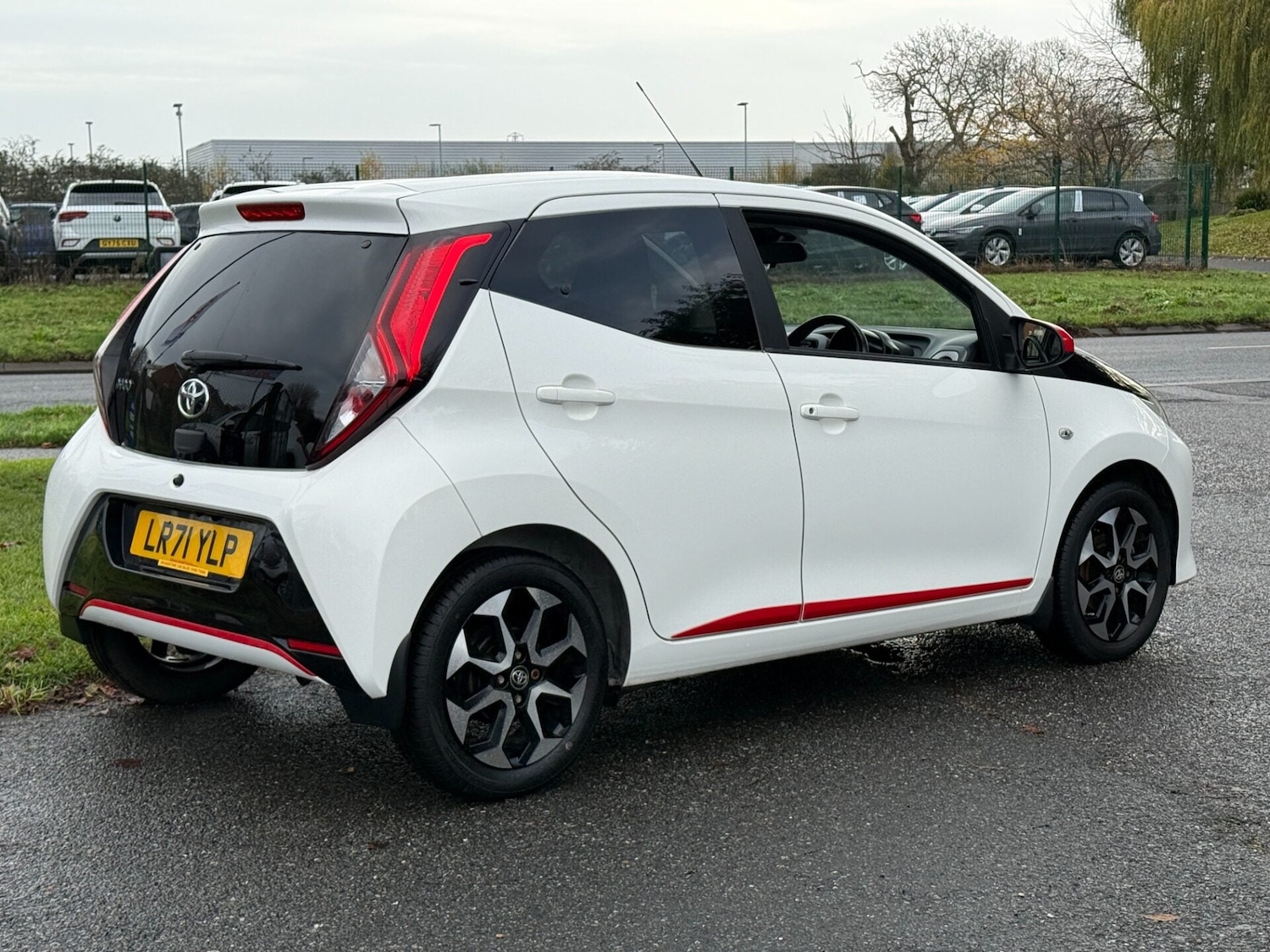 Used Toyota AYGO 2021 for sale - 76736544: Photo 6