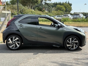 Used Toyota Aygo X 2023 for sale - 79393307: Photo