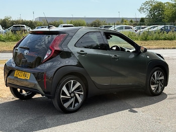 Used Toyota Aygo X 2023 for sale - 79393307: Photo