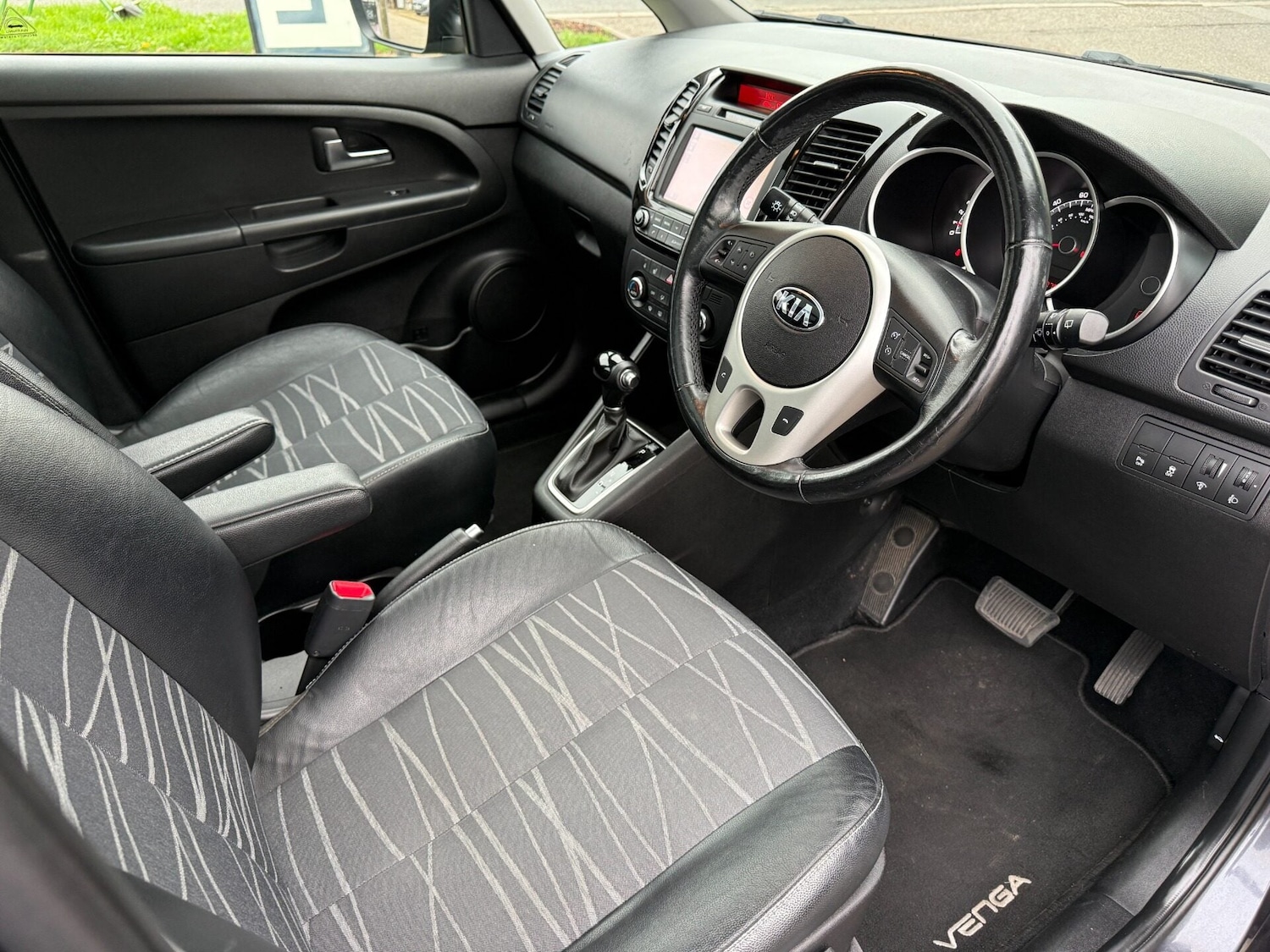 Used Kia Venga 2016 for sale - 76972520: Photo 12