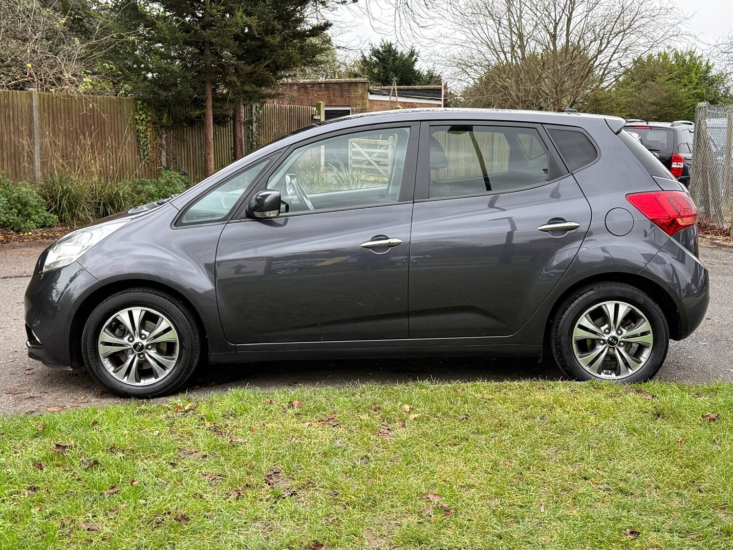 Used Kia Venga 2016 for sale - 76972520: Photo 7