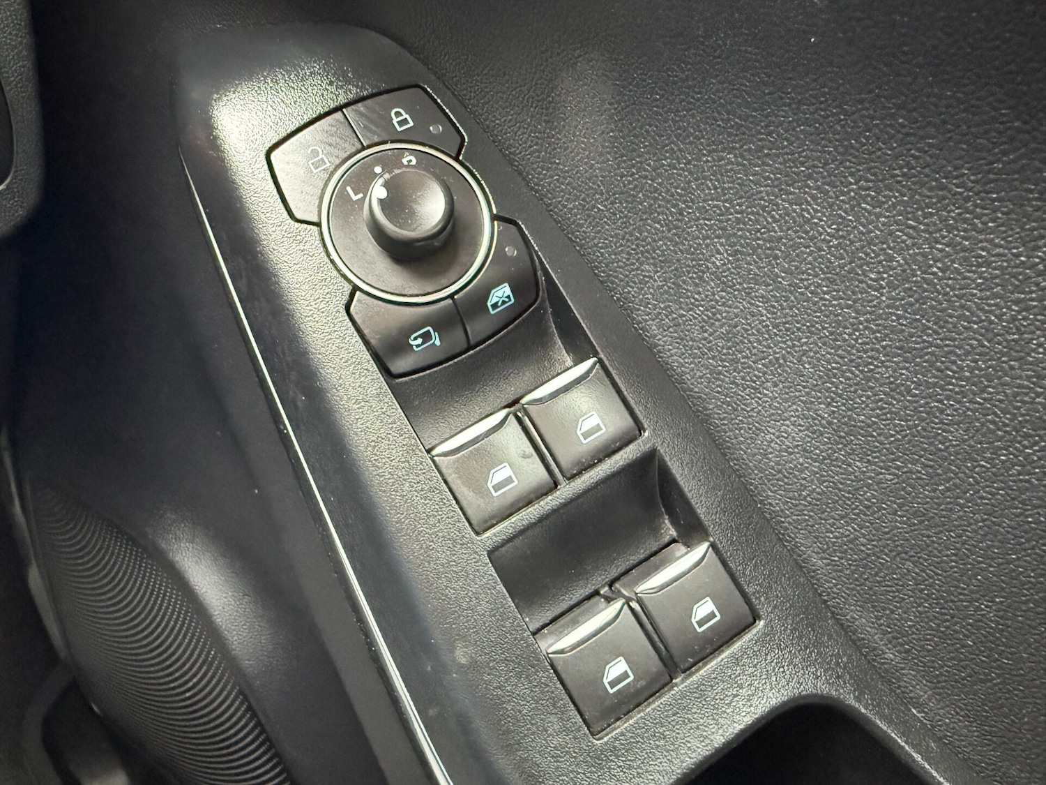 Used Ford Puma 2022 for sale - 76613559: Photo 21