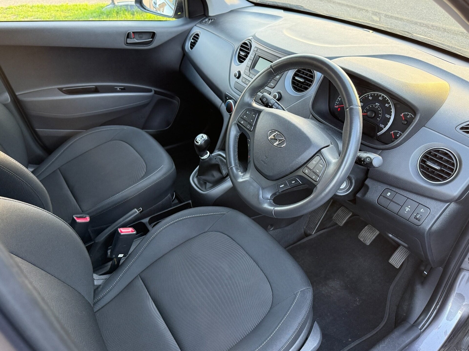 Used Hyundai i10 2018 for sale - 77069880: Photo 10