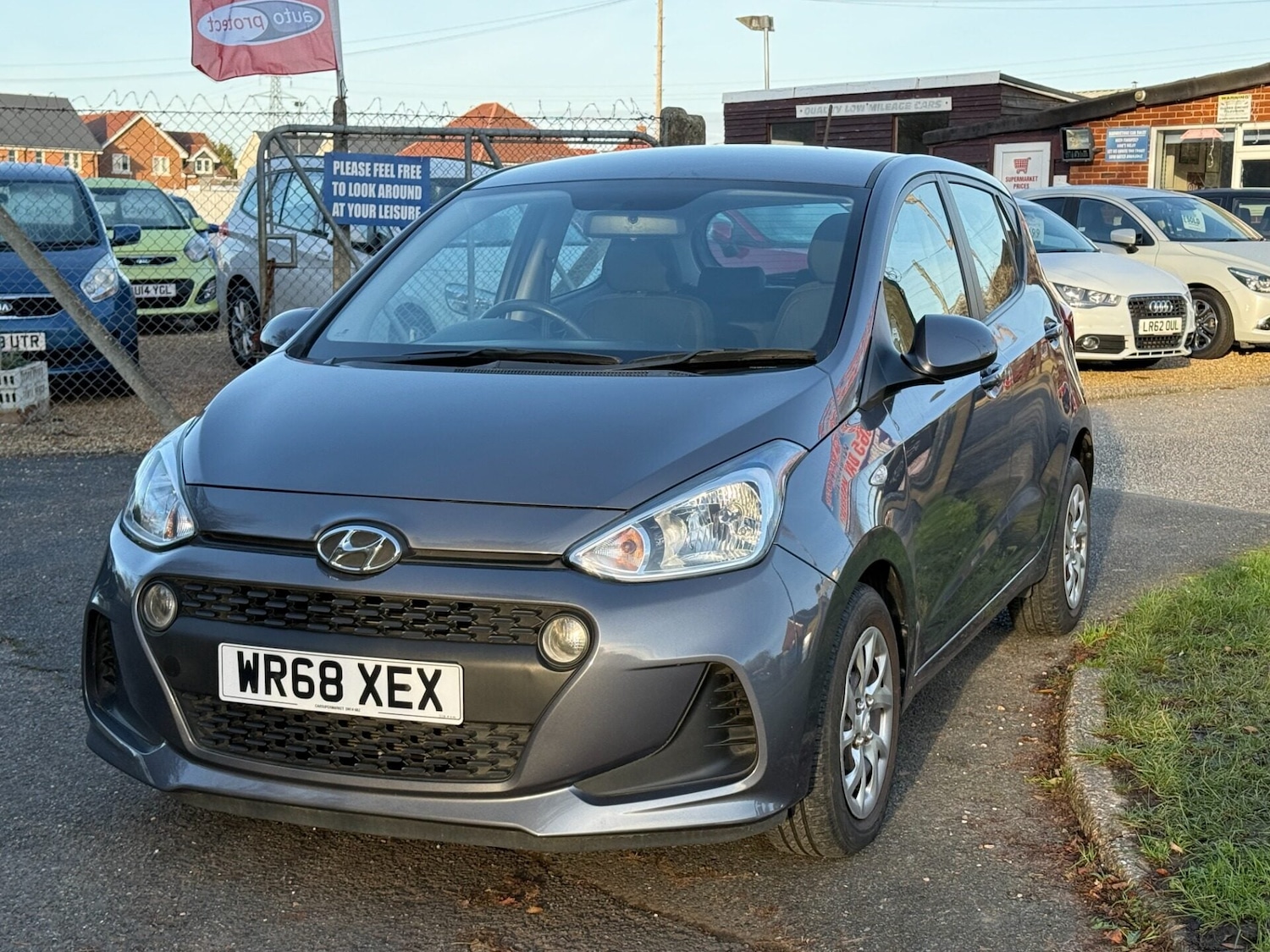 Used Hyundai i10 2018 for sale - 77069880: Photo 14