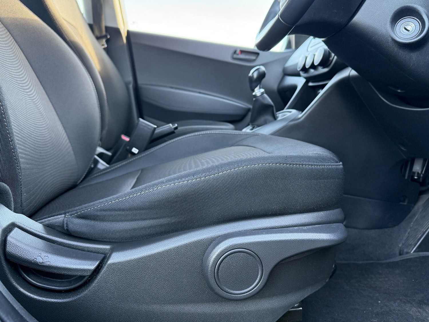 Used Hyundai i10 2018 for sale - 77069880: Photo 15