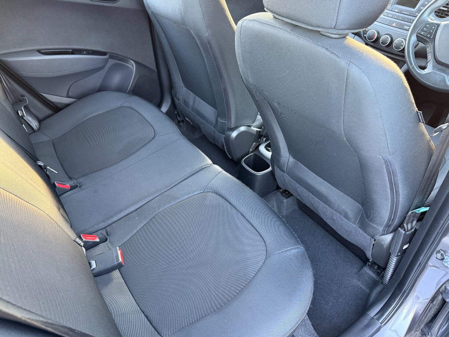 Used Hyundai i10 2018 for sale - 77069880: Photo 23