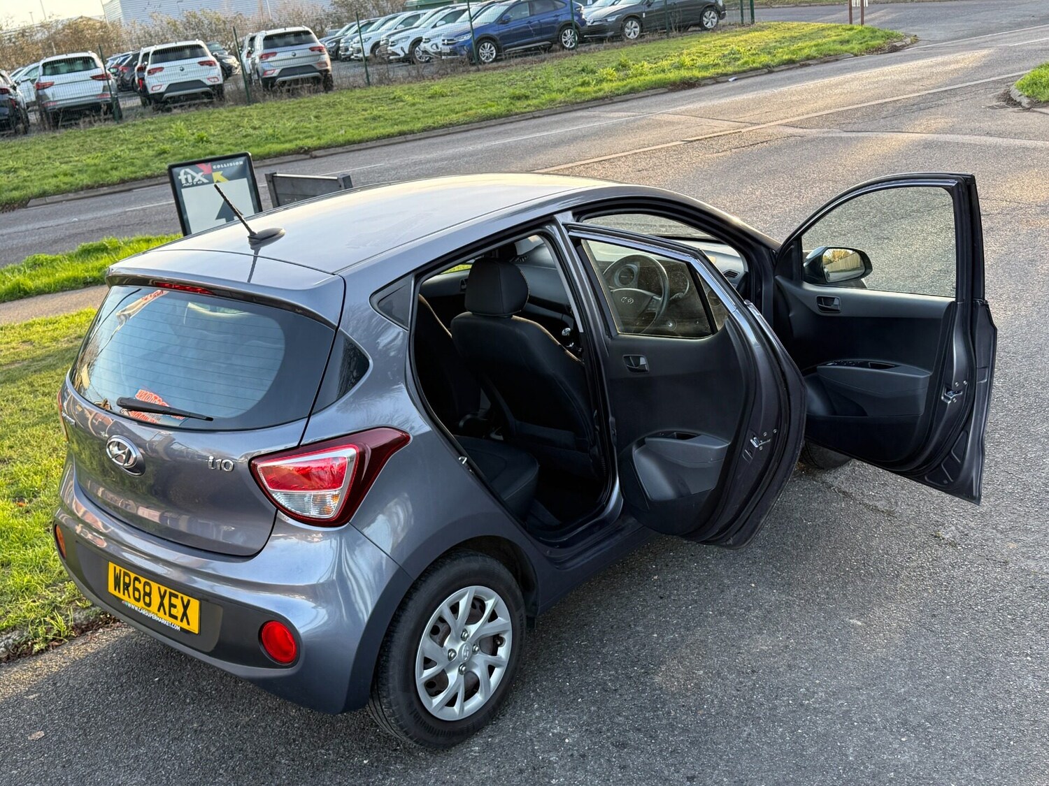 Used Hyundai i10 2018 for sale - 77069880: Photo 35