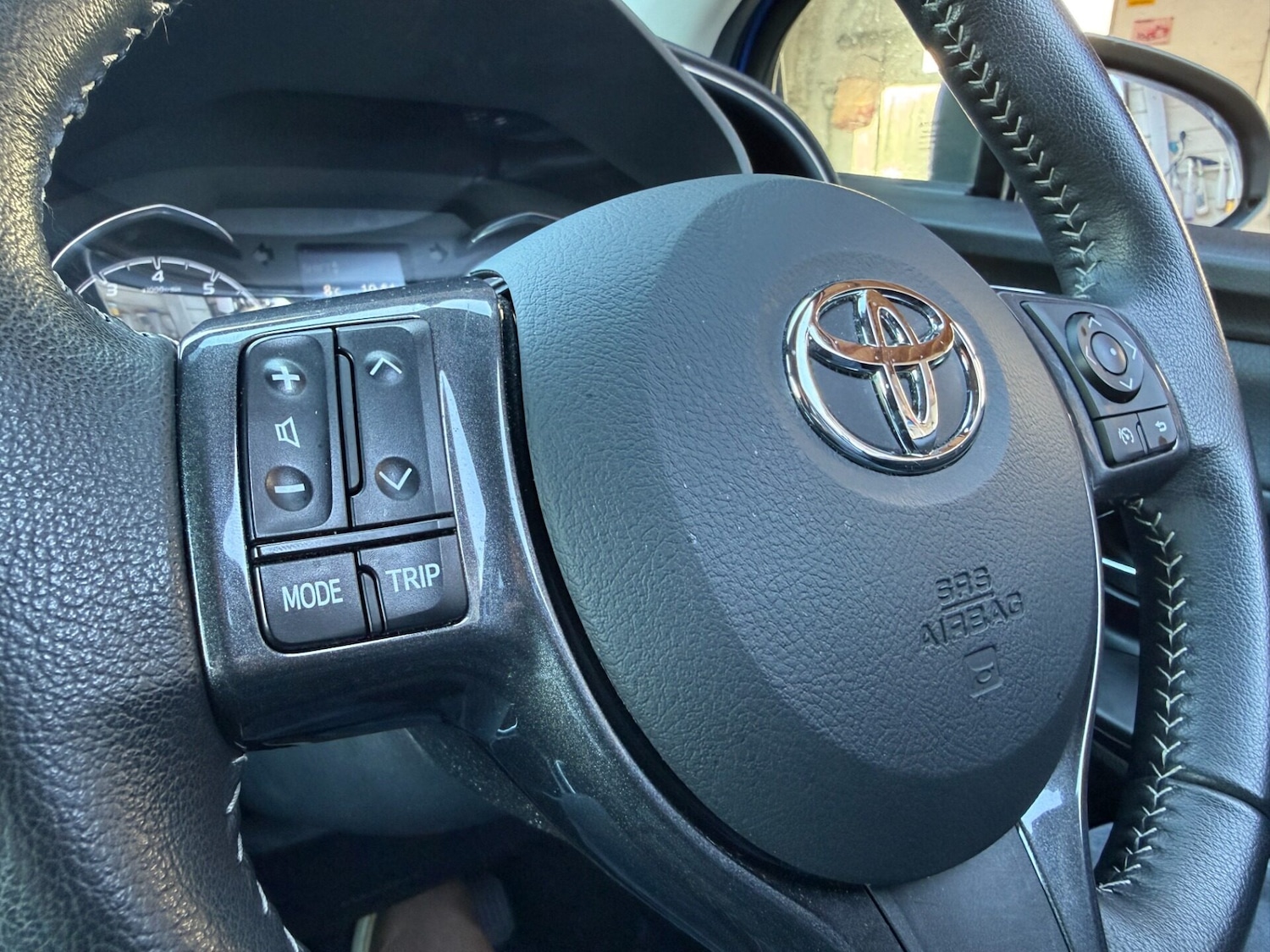 Used Toyota Yaris 2020 for sale - 76692941: Photo 17