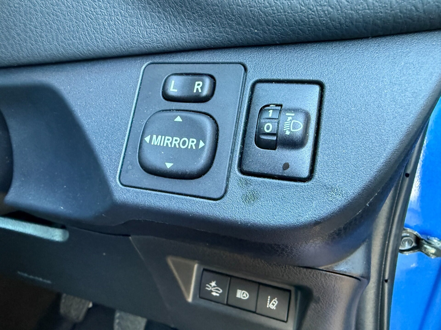 Used Toyota Yaris 2020 for sale - 76692941: Photo 35