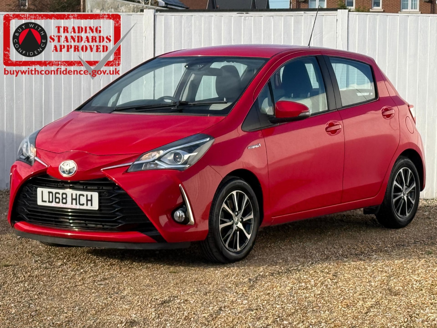 Used Toyota Yaris 2018 for sale - 76692942: Photo 3
