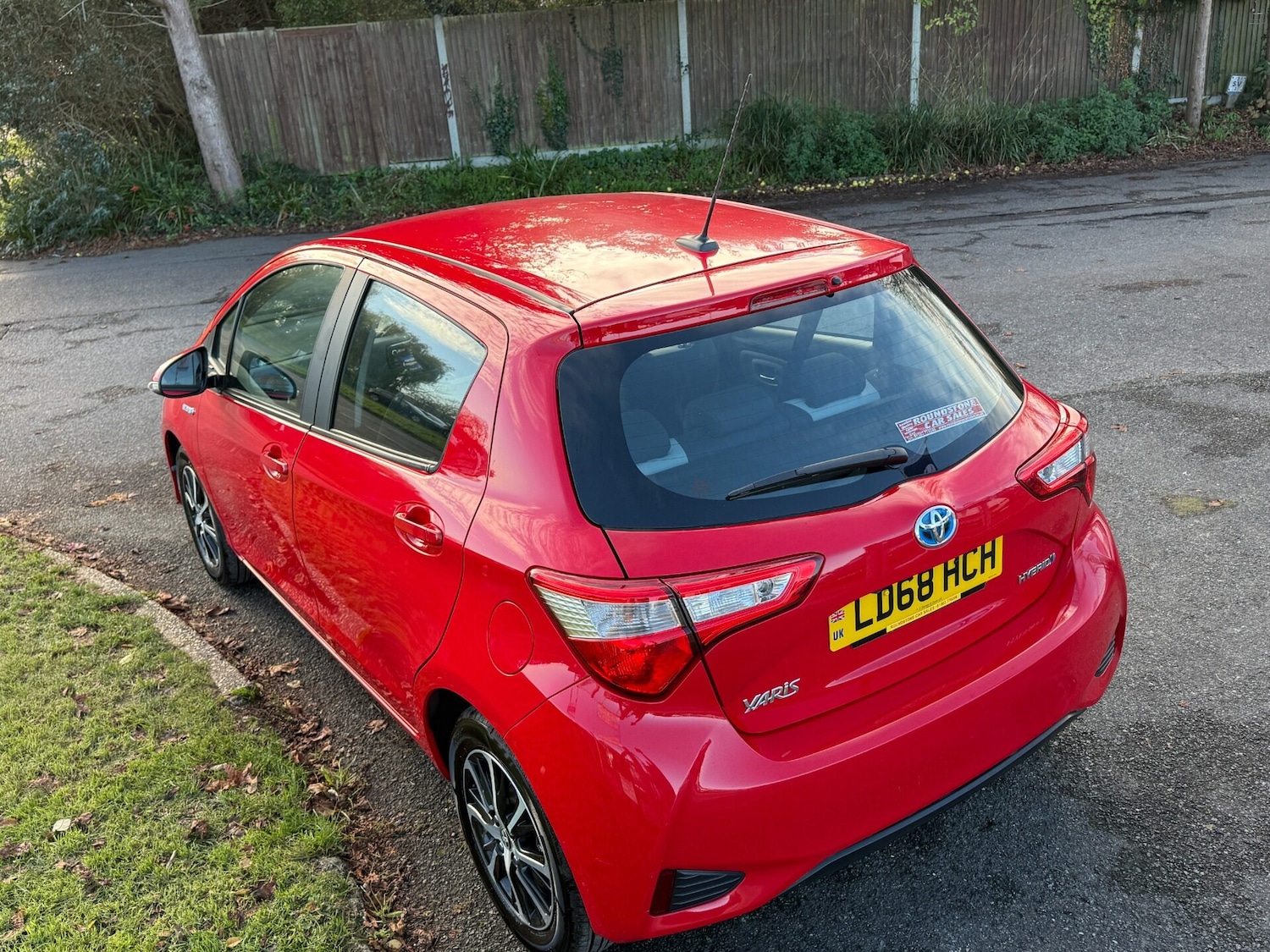 Used Toyota Yaris 2018 for sale - 76692942: Photo 30