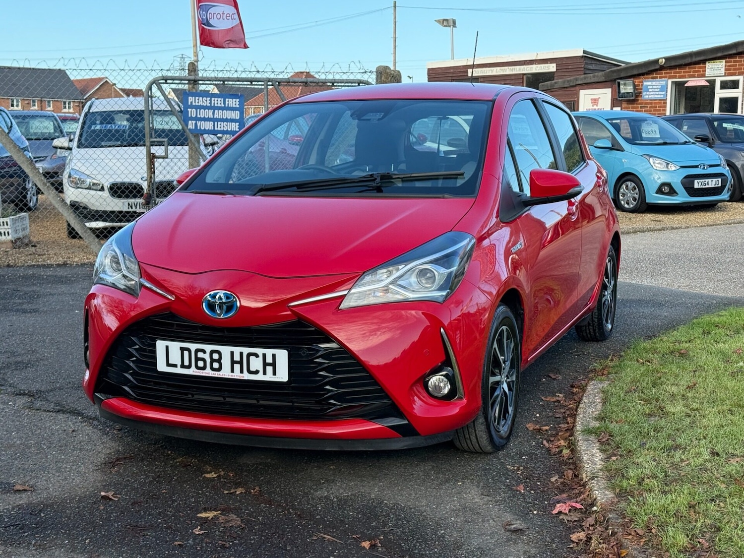 Used Toyota Yaris 2018 for sale - 76692942: Photo 32