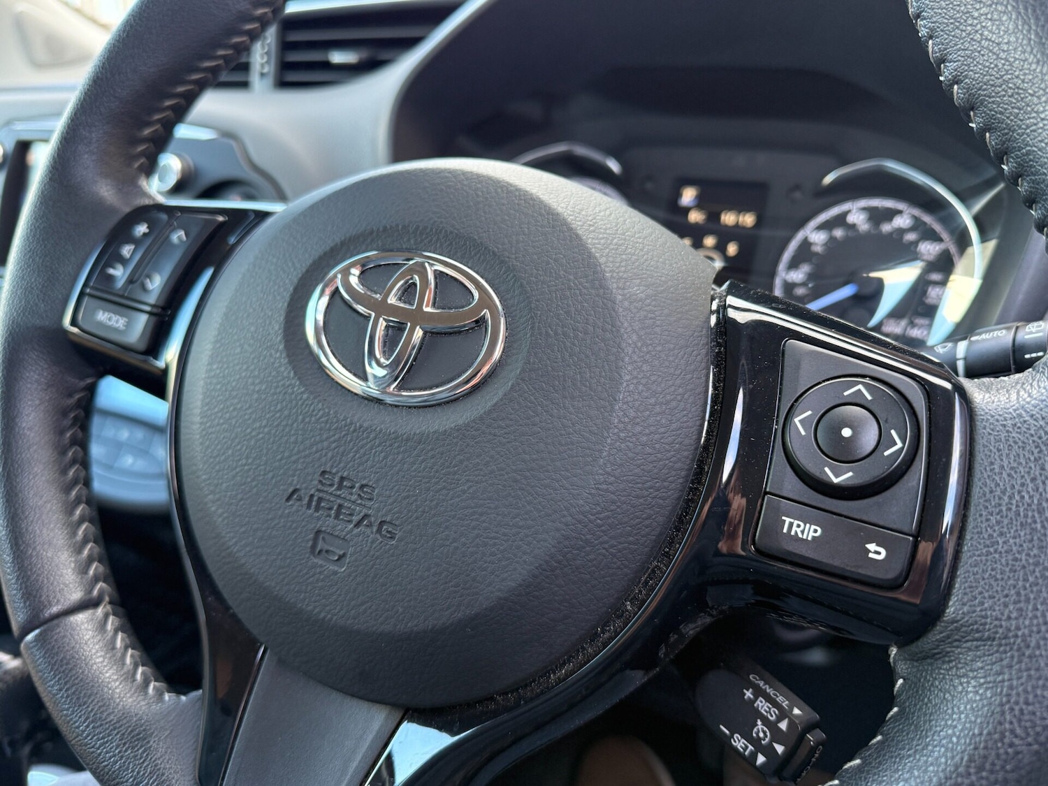 Used Toyota Yaris 2018 for sale - 76692942: Photo 36
