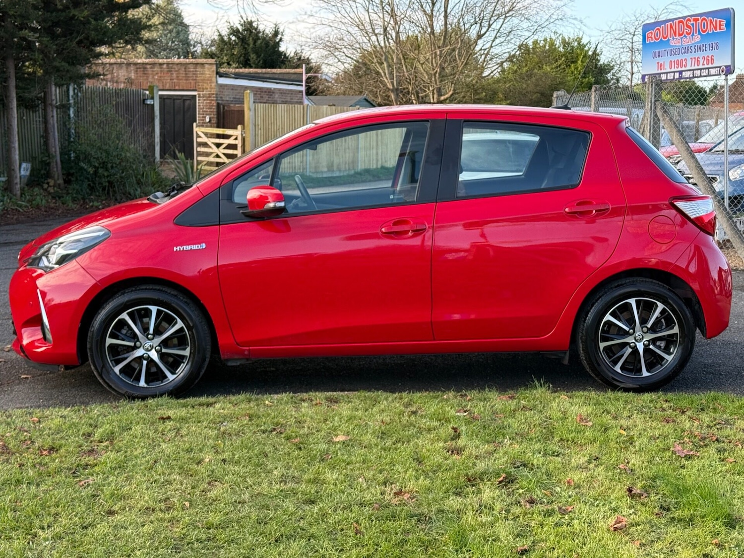 Used Toyota Yaris 2018 for sale - 76692942: Photo 9