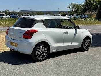 Used Suzuki Swift 2021 for sale - 79173663: Photo