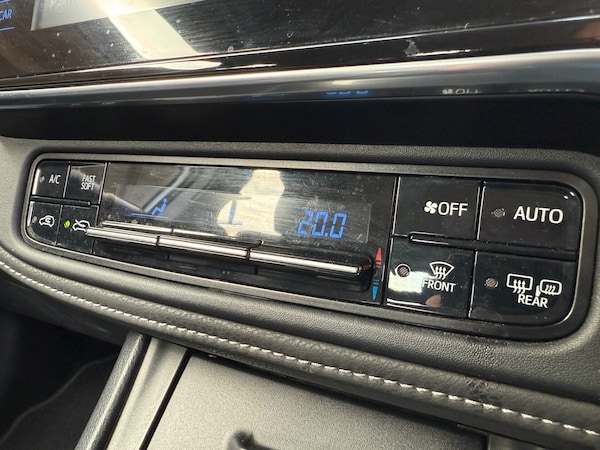 Used Toyota Auris 2017 for sale - 74816784: Photo 18