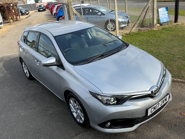 Used Toyota Auris 2017 for sale - 74816784: Photo 30