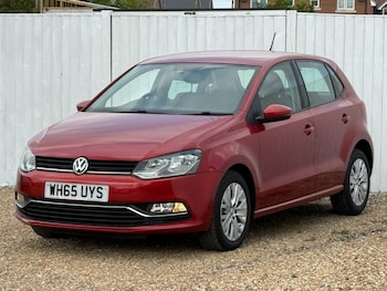 Used Volkswagen Polo 2015 for sale - 79273730: Photo