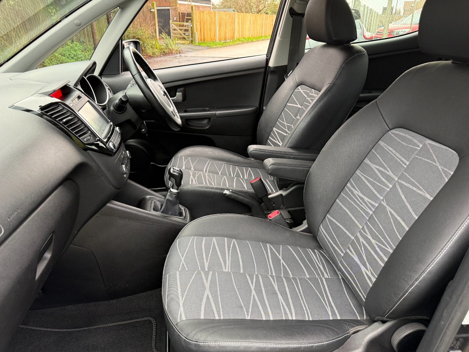 Used Kia Venga 2017 for sale - 76879547: Photo 25