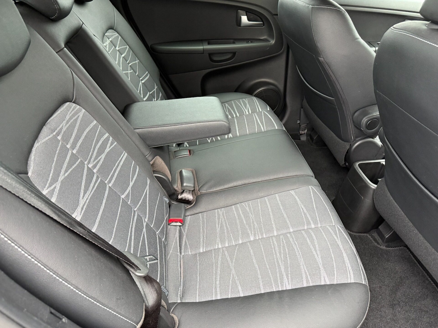 Used Kia Venga 2017 for sale - 76879547: Photo 38