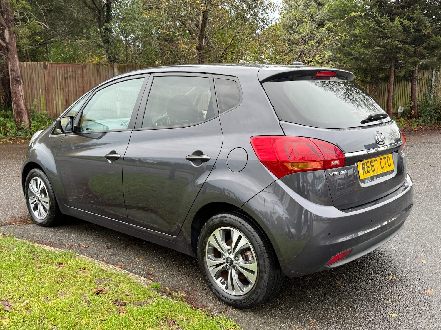 Used Kia Venga 2017 for sale - 76879547: Photo 8