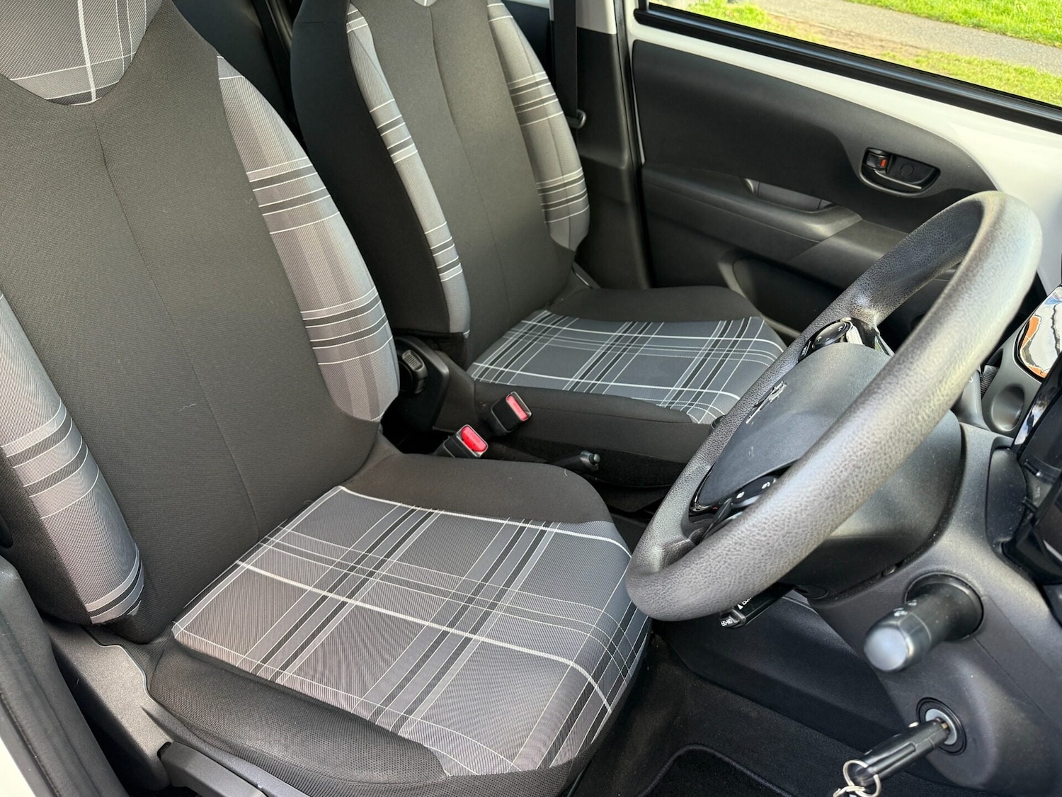 Used Peugeot 108 2017 for sale - 77260968: Photo 12