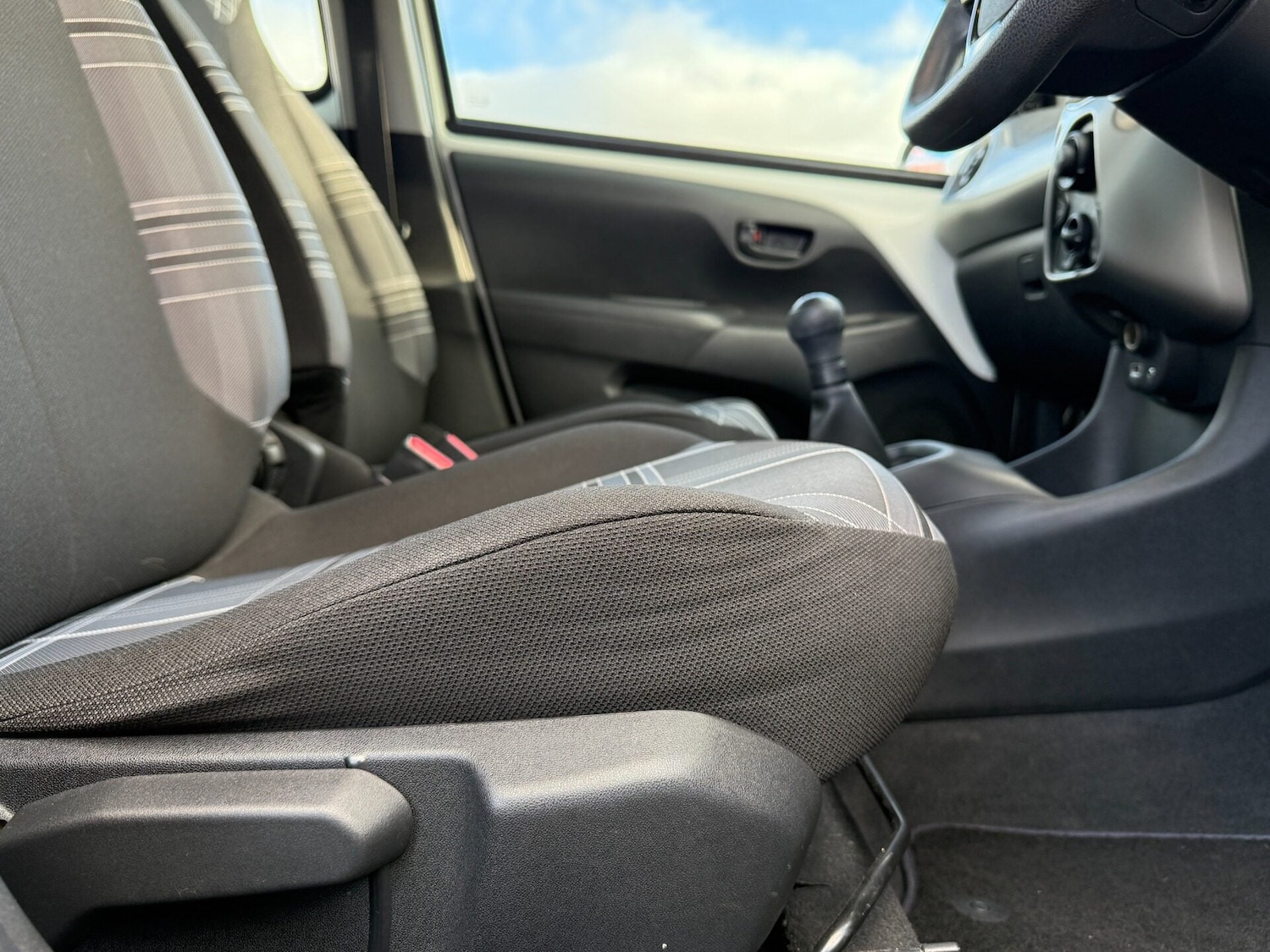 Used Peugeot 108 2017 for sale - 77260968: Photo 15