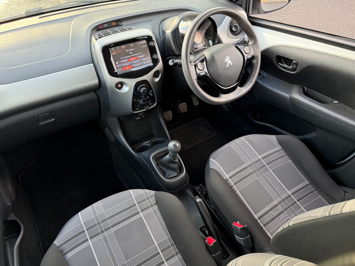 Used Peugeot 108 2017 for sale - 77260968: Photo 20