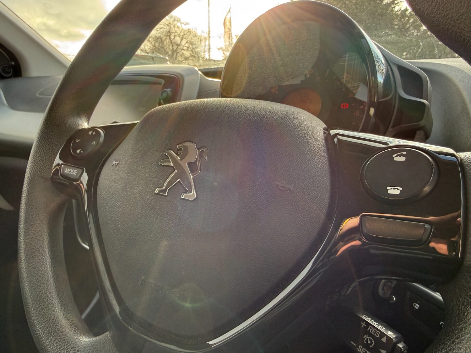 Used Peugeot 108 2017 for sale - 77260968: Photo 28