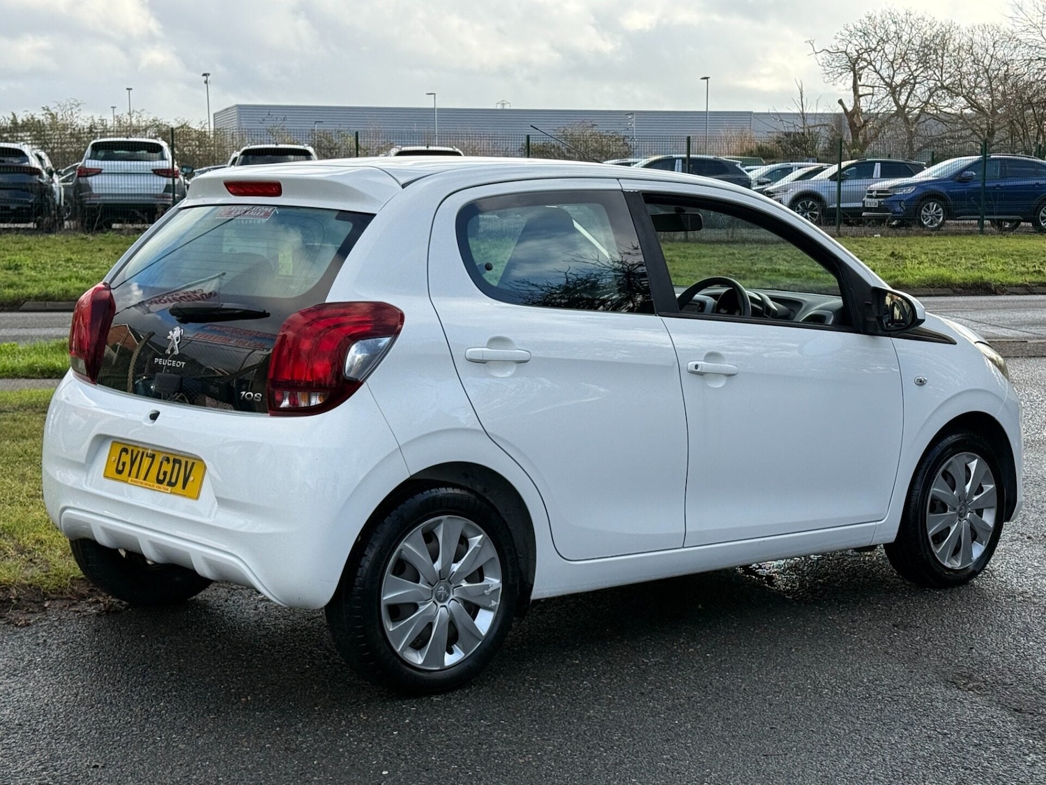 Used Peugeot 108 2017 for sale - 77260968: Photo 4