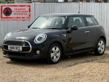 Used MINI Hatch 2018 for sale - 74825852: Photo