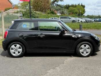 Used MINI Hatch 2018 for sale - 74825852: Photo