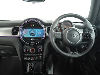 Used MINI Hatch 2023 for sale - 79176989: Photo