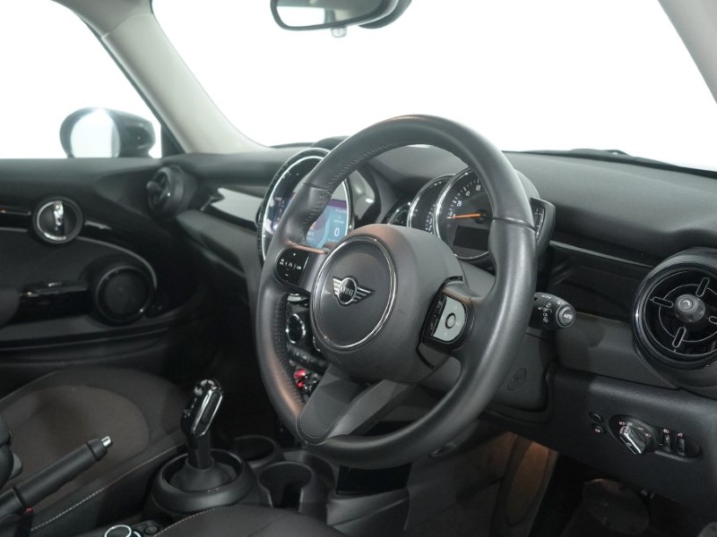 Used MINI Hatch 2022 for sale - 77296717: Photo 6