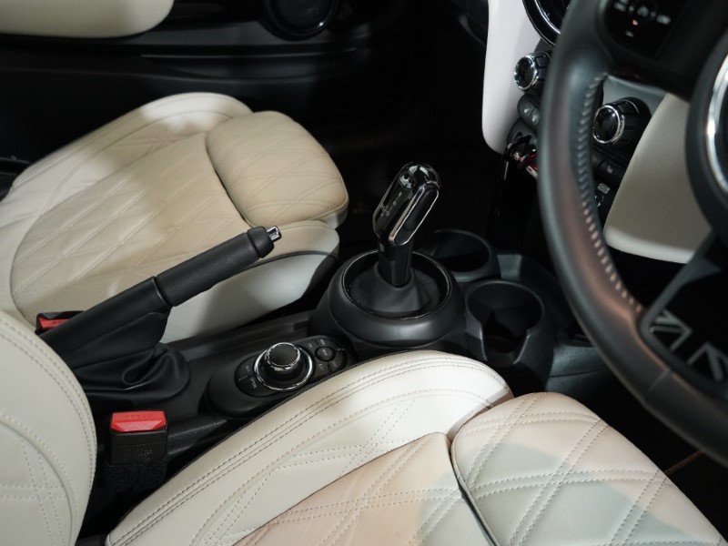 Used MINI Hatch 2023 for sale - 76982287: Photo 10