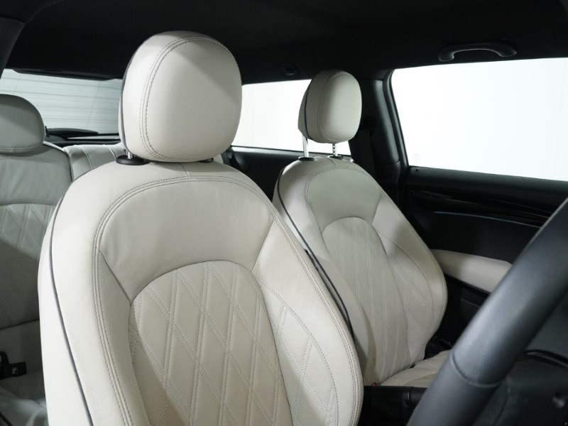 Used MINI Hatch 2023 for sale - 76982287: Photo 11