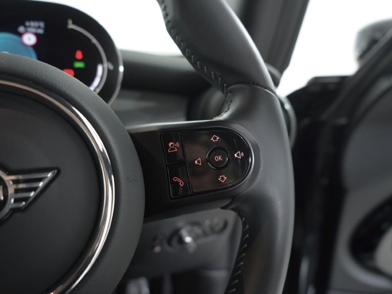 Used MINI Hatch 2023 for sale - 76982287: Photo 21