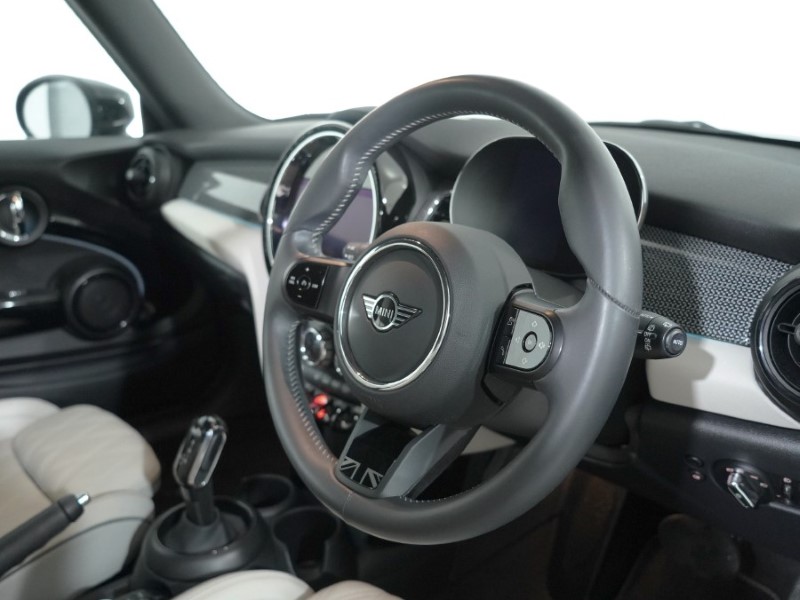 Used MINI Hatch 2023 for sale - 76982287: Photo 6