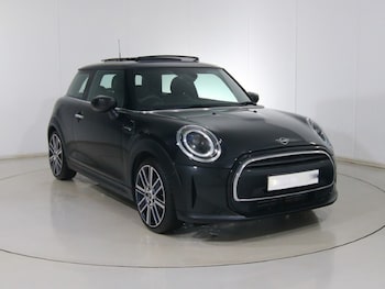 Used MINI Hatch 2022 for sale - 76981538: Photo